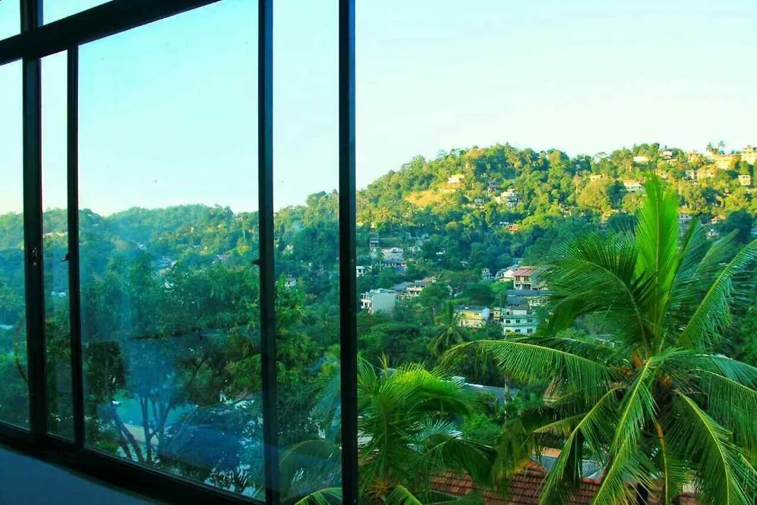 Luxury Apartment The Walkers Nest Kandy 0*,